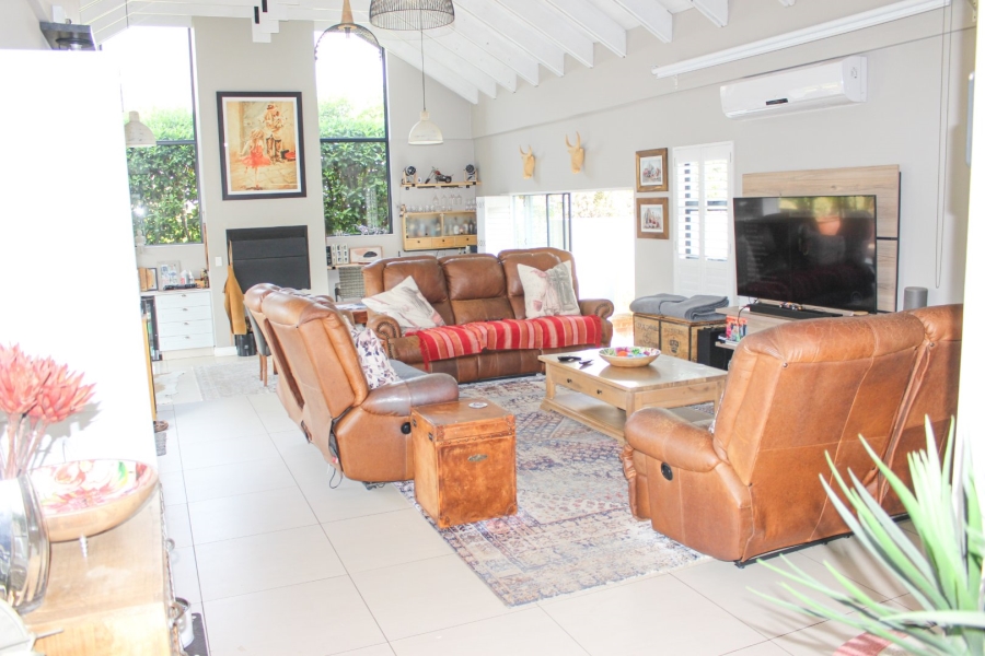 4 Bedroom Property for Sale in Midstream Ridge Gauteng