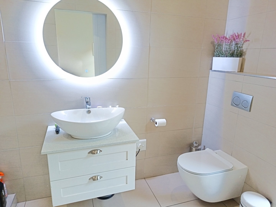 4 Bedroom Property for Sale in Midstream Ridge Gauteng