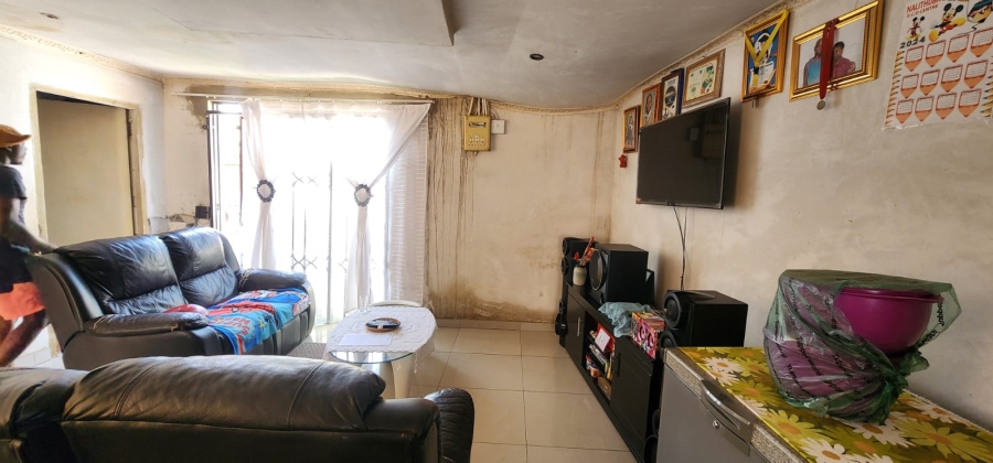 2 Bedroom Property for Sale in Palm Ridge Gauteng