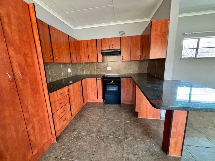4 Bedroom Property for Sale in Erasmus Gauteng