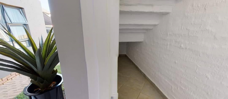 2 Bedroom Property for Sale in Norton Home Estate AH Gauteng