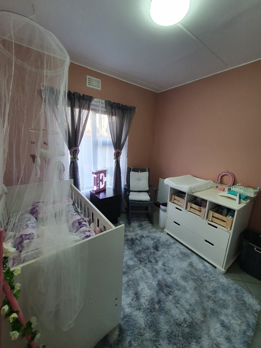 2 Bedroom Property for Sale in Norton Home Estate AH Gauteng