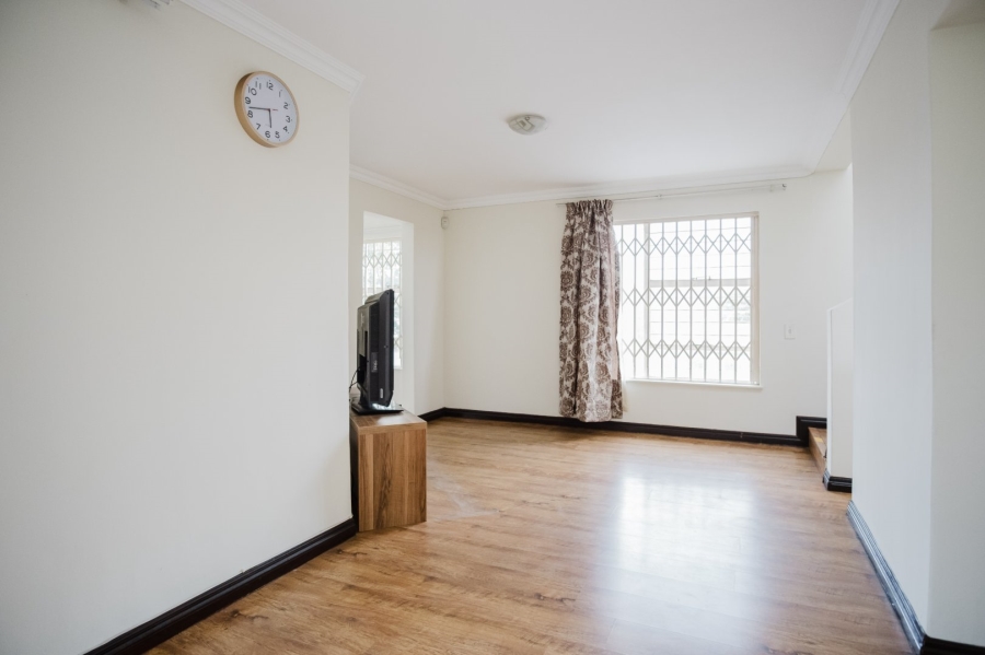 4 Bedroom Property for Sale in Bassonia Gauteng