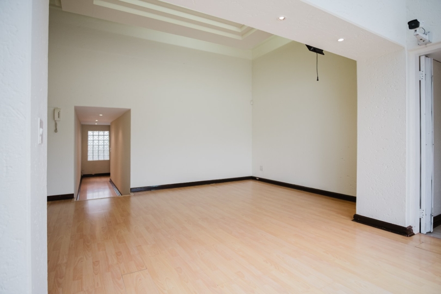 4 Bedroom Property for Sale in Bassonia Gauteng