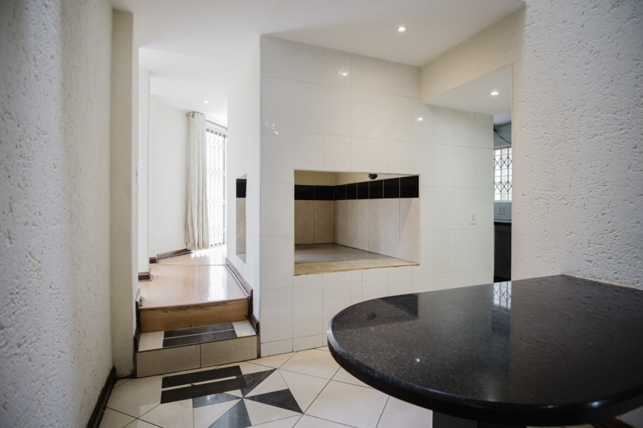 4 Bedroom Property for Sale in Bassonia Gauteng