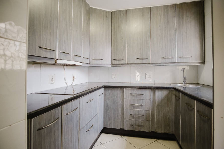 4 Bedroom Property for Sale in Bassonia Gauteng