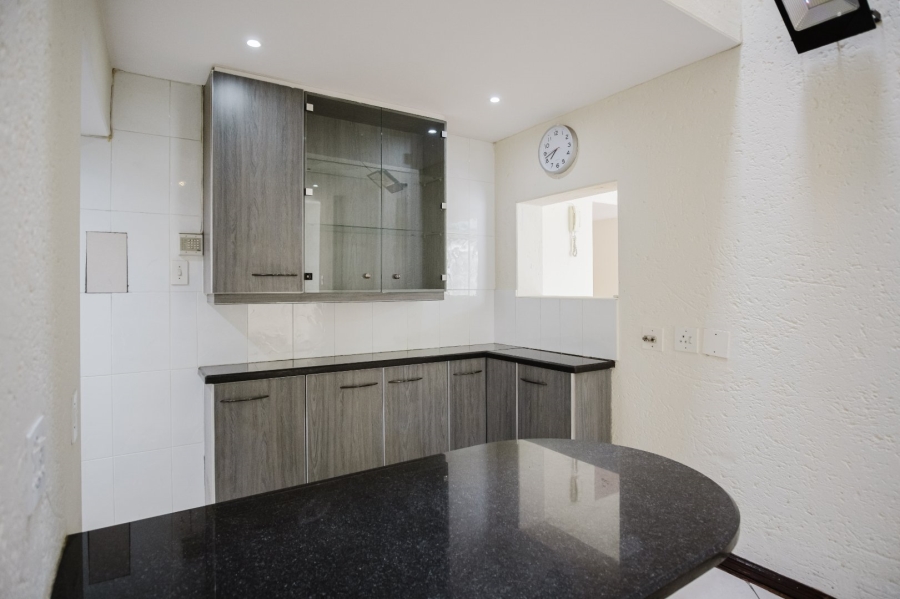 4 Bedroom Property for Sale in Bassonia Gauteng