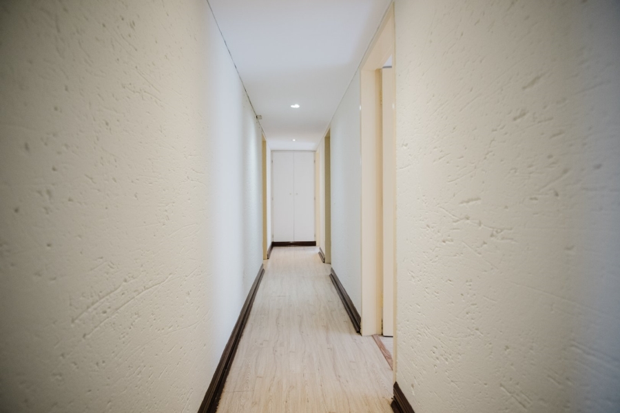 4 Bedroom Property for Sale in Bassonia Gauteng