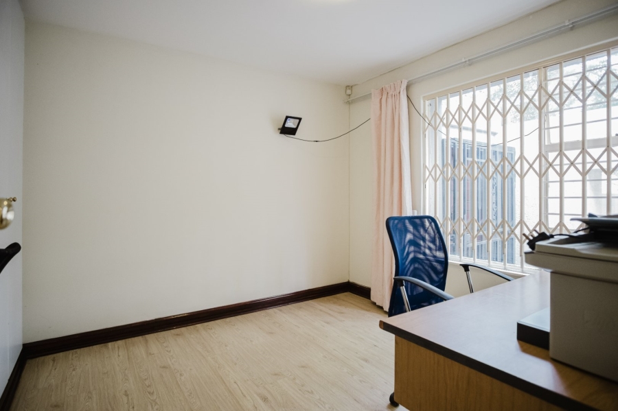 4 Bedroom Property for Sale in Bassonia Gauteng