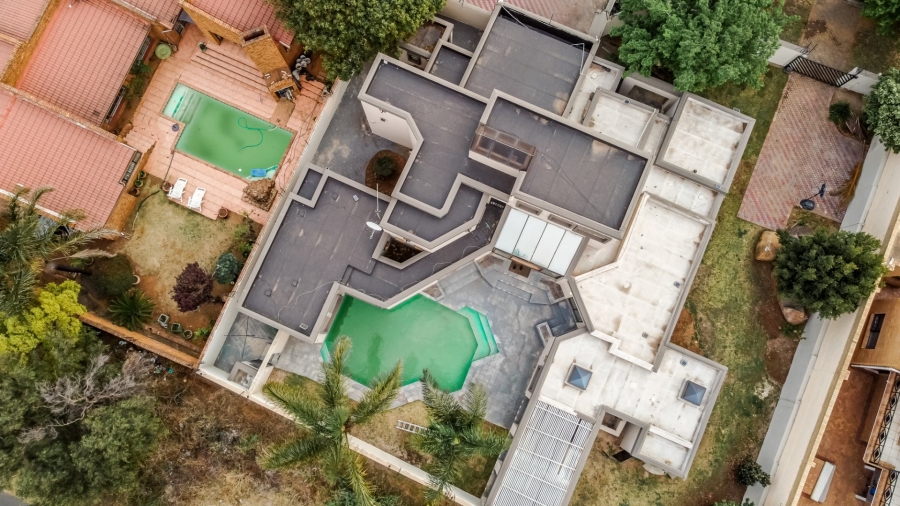 4 Bedroom Property for Sale in Bassonia Gauteng