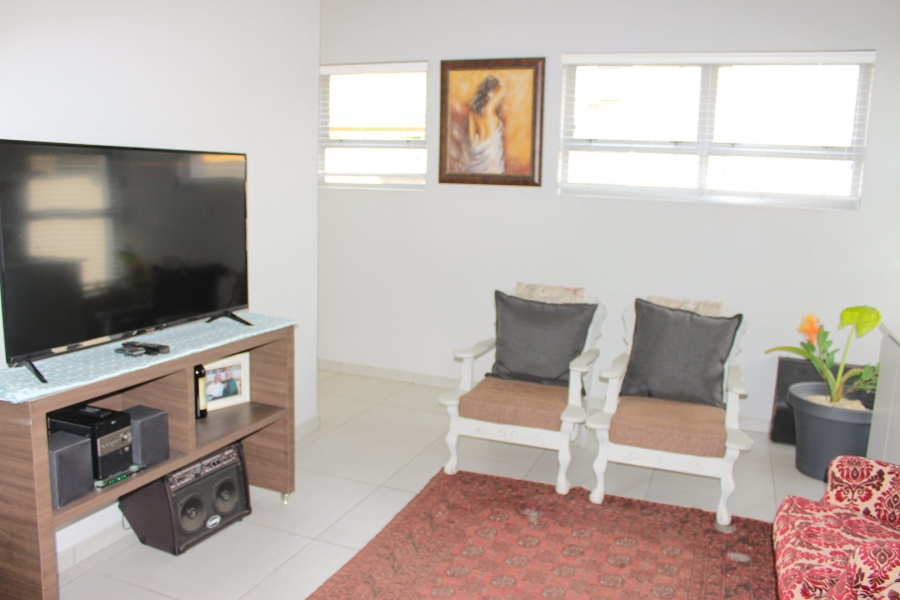 4 Bedroom Property for Sale in Midstream Ridge Gauteng