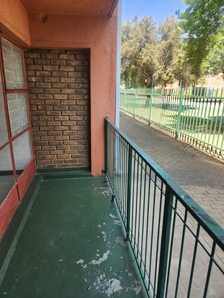 To Let 2 Bedroom Property for Rent in Benoni Central Gauteng