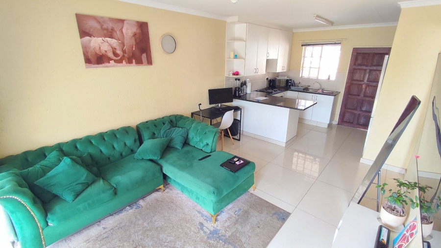2 Bedroom Property for Sale in Heuwelsig Estate Gauteng