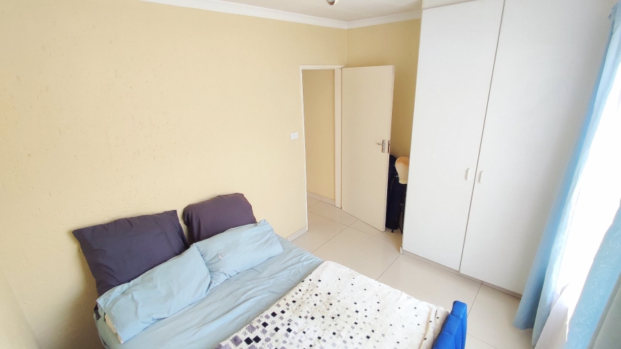 2 Bedroom Property for Sale in Heuwelsig Estate Gauteng