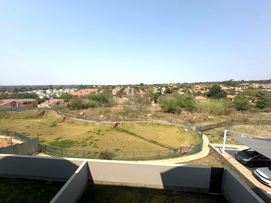 2 Bedroom Property for Sale in Fourways Gauteng