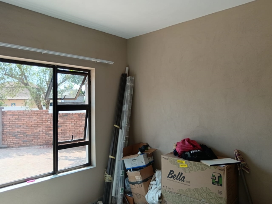 8 Bedroom Property for Sale in Cosmo City Gauteng