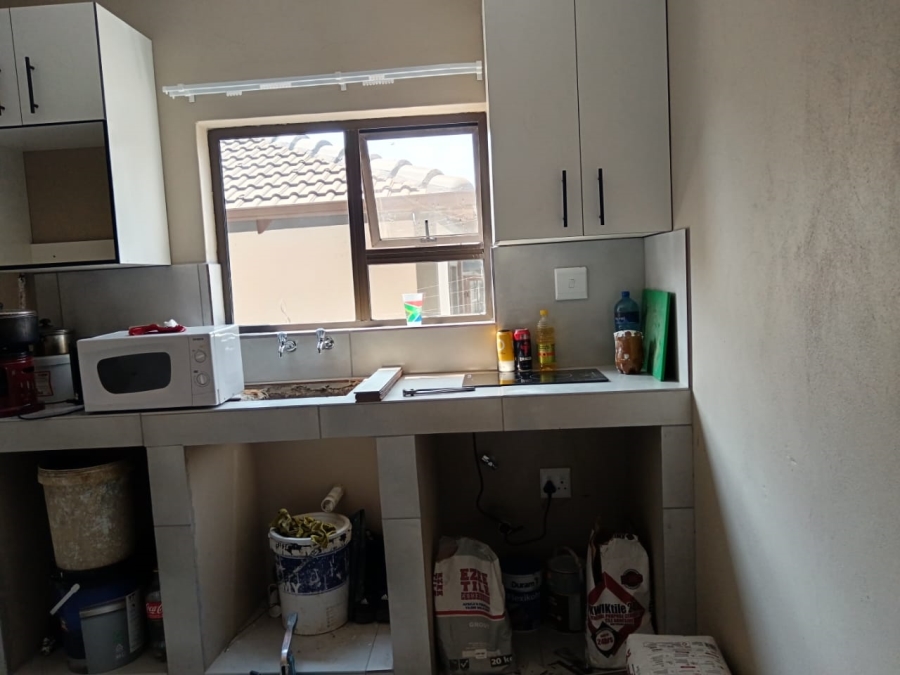 8 Bedroom Property for Sale in Cosmo City Gauteng