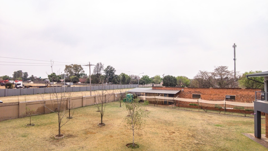 4 Bedroom Property for Sale in Norton Home Estate AH Gauteng
