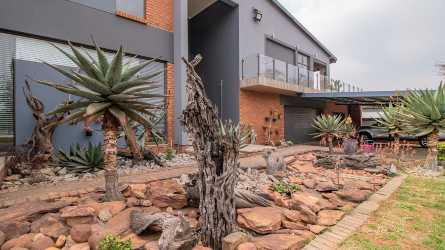 4 Bedroom Property for Sale in Norton Home Estate AH Gauteng