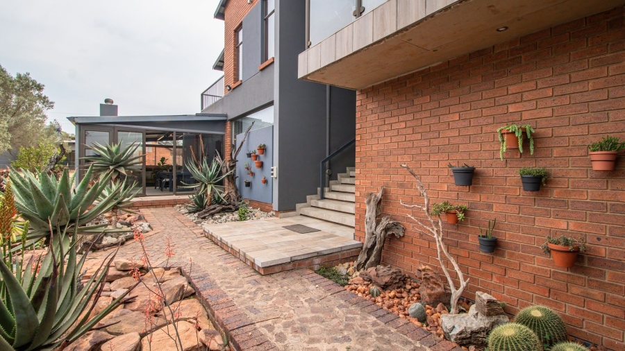 4 Bedroom Property for Sale in Norton Home Estate AH Gauteng
