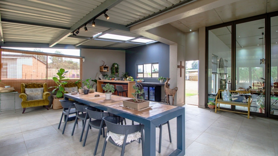 4 Bedroom Property for Sale in Norton Home Estate AH Gauteng