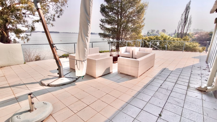 4 Bedroom Property for Sale in Vaal Marina Gauteng