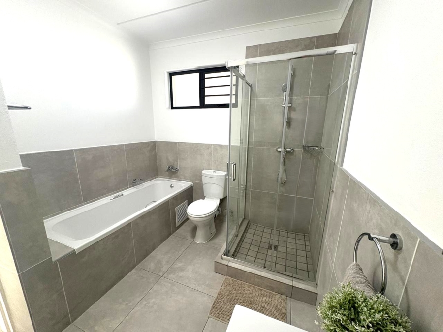  Bedroom Property for Sale in Fourways Gauteng