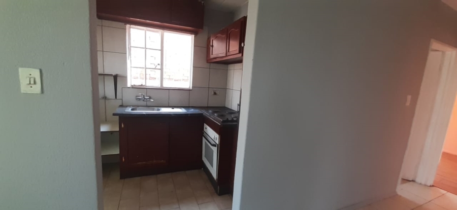 To Let 2 Bedroom Property for Rent in Jeppestown Gauteng