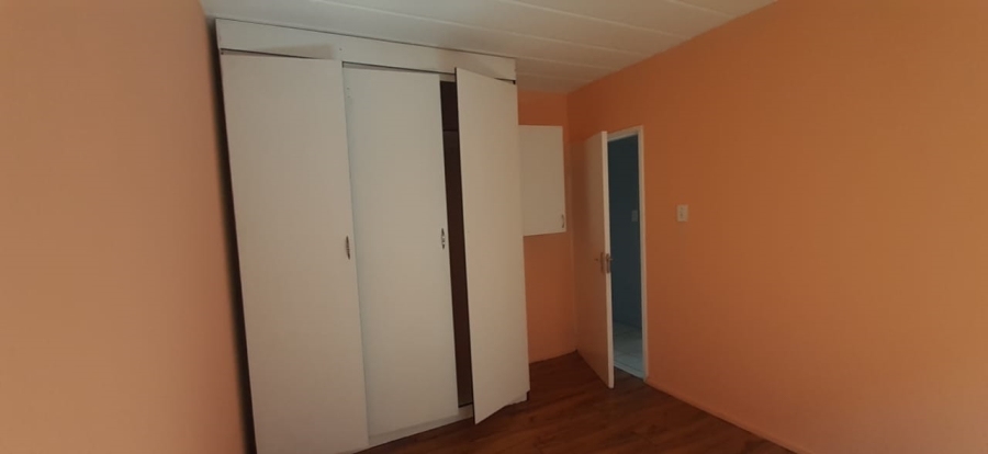 To Let 2 Bedroom Property for Rent in Jeppestown Gauteng