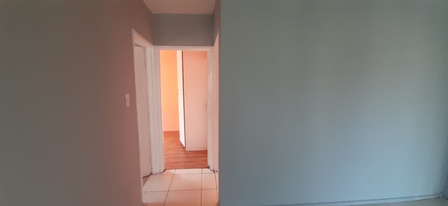 To Let 2 Bedroom Property for Rent in Jeppestown Gauteng