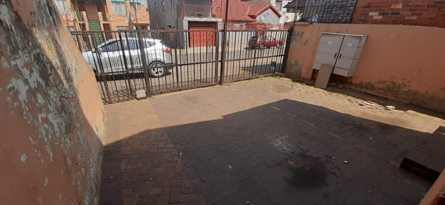 To Let 2 Bedroom Property for Rent in Jeppestown Gauteng