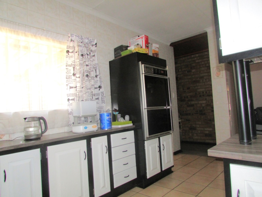 3 Bedroom Property for Sale in Vanderbijlpark SE 2 Gauteng