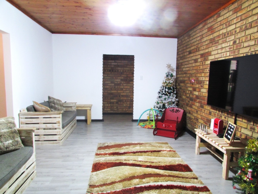 3 Bedroom Property for Sale in Vanderbijlpark SE 2 Gauteng