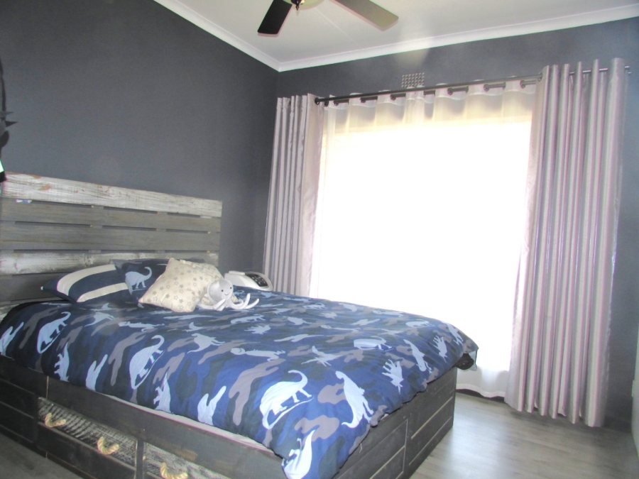 3 Bedroom Property for Sale in Vanderbijlpark SE 2 Gauteng
