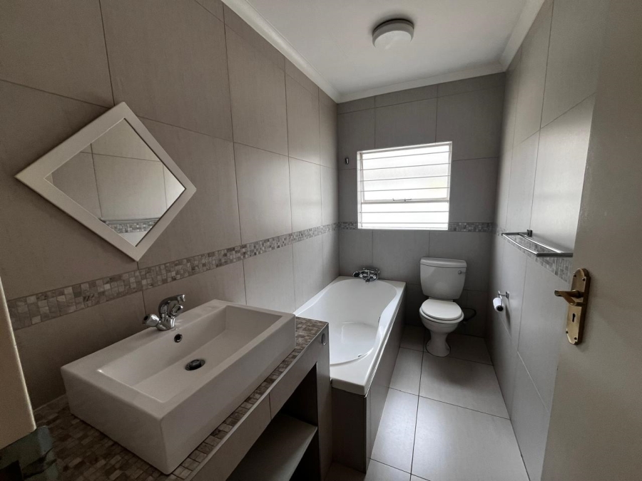 2 Bedroom Property for Sale in Eden Glen Gauteng