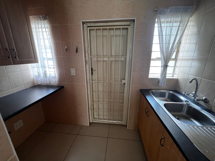 2 Bedroom Property for Sale in Eden Glen Gauteng