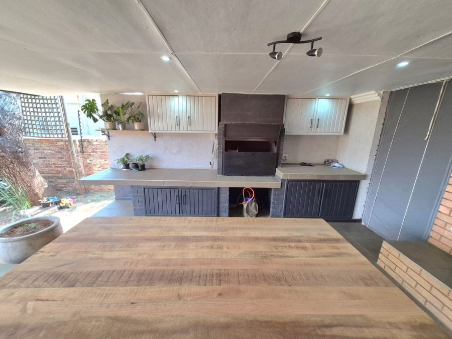 3 Bedroom Property for Sale in Moreleta Park Gauteng