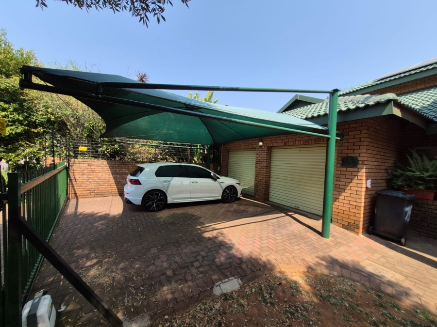 3 Bedroom Property for Sale in Moreleta Park Gauteng