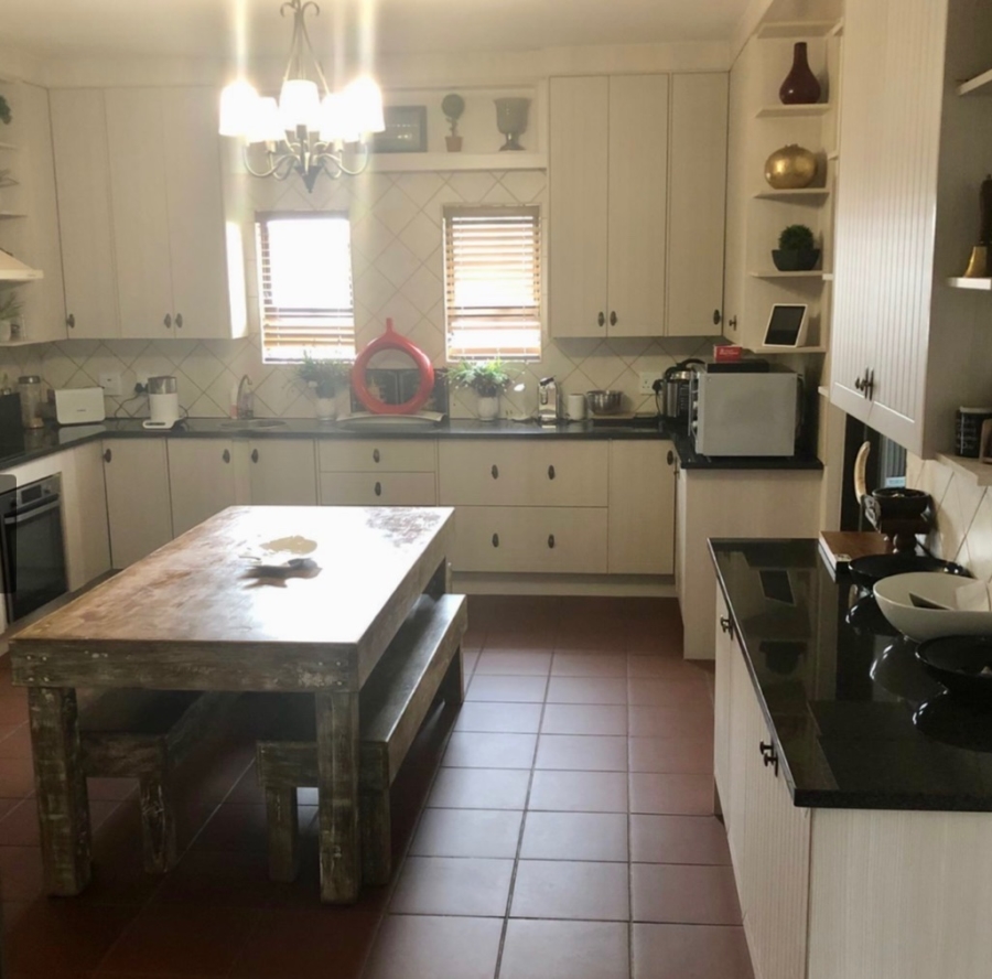 4 Bedroom Property for Sale in Kungwini Country Estate Gauteng