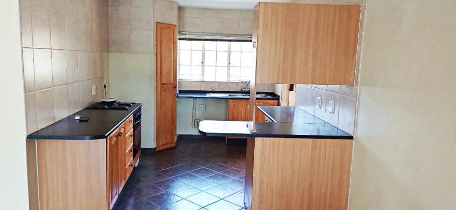 2 Bedroom Property for Sale in Wierdaglen Estate Gauteng