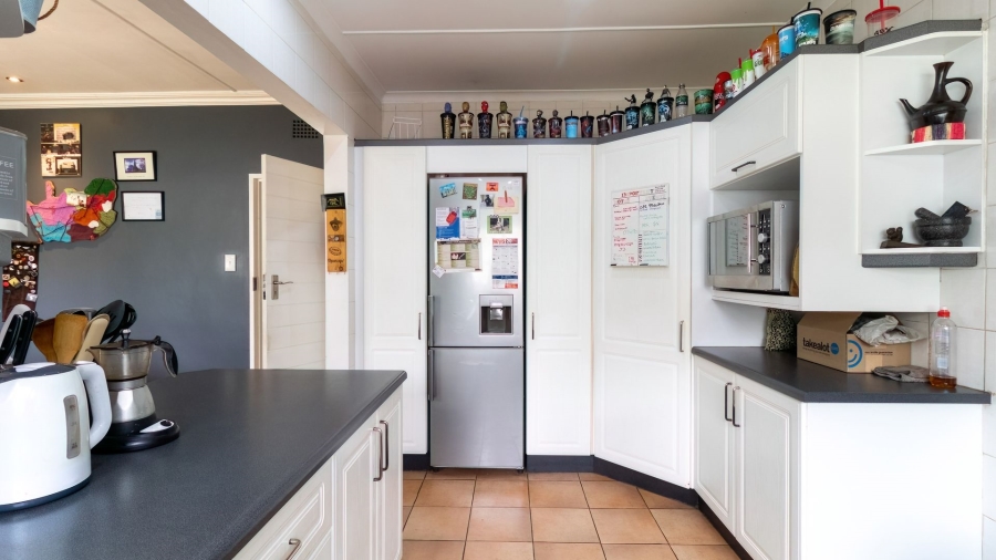4 Bedroom Property for Sale in Highway Gardens Gauteng
