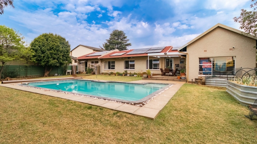 4 Bedroom Property for Sale in Highway Gardens Gauteng