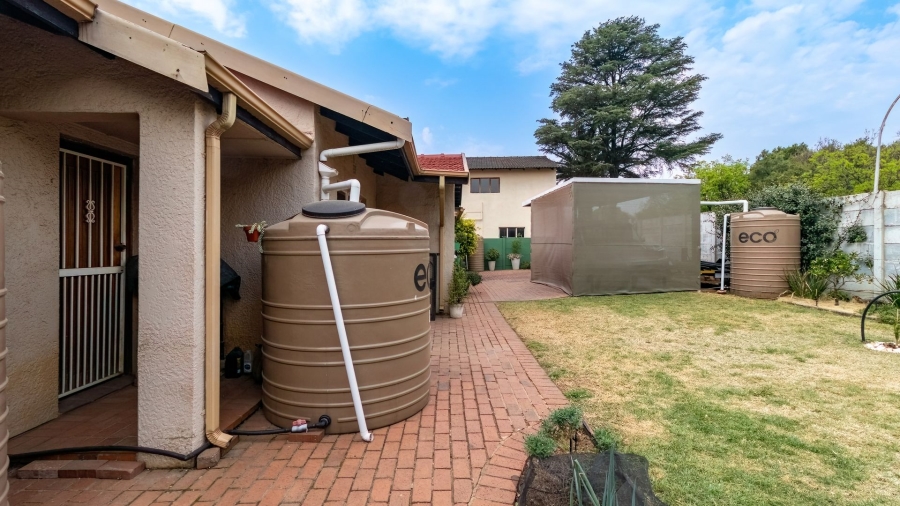 4 Bedroom Property for Sale in Highway Gardens Gauteng