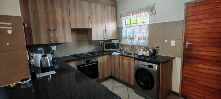 3 Bedroom Property for Sale in Monavoni Gauteng