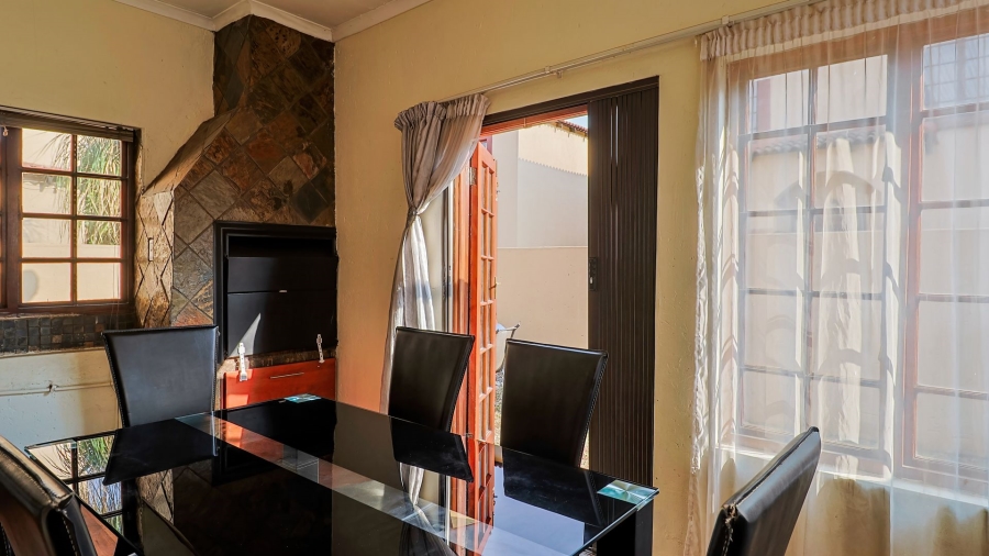 3 Bedroom Property for Sale in Raslouw Gauteng