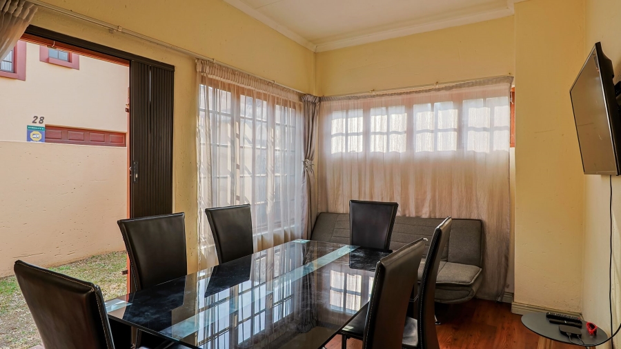 3 Bedroom Property for Sale in Raslouw Gauteng