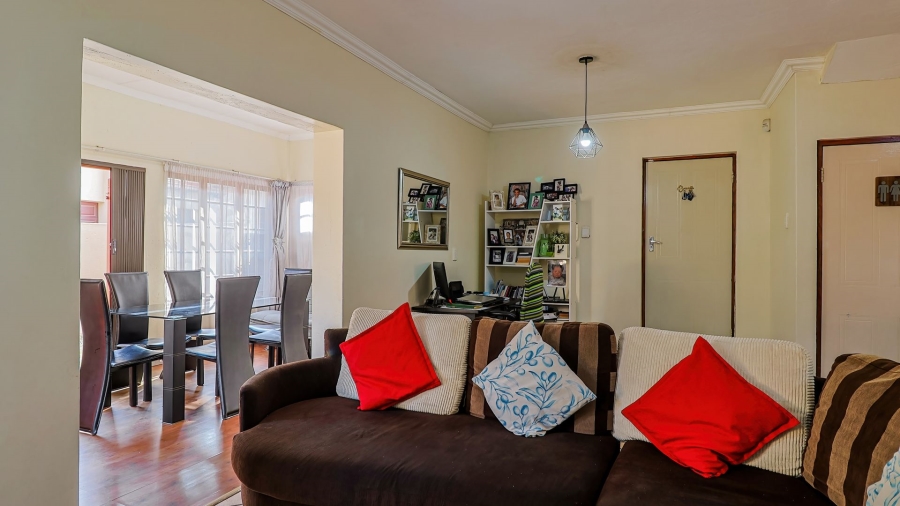 3 Bedroom Property for Sale in Raslouw Gauteng