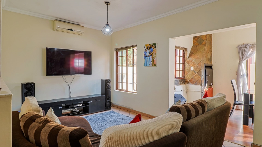 3 Bedroom Property for Sale in Raslouw Gauteng