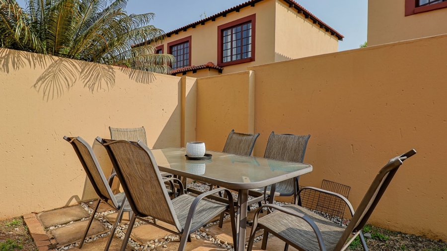 3 Bedroom Property for Sale in Raslouw Gauteng