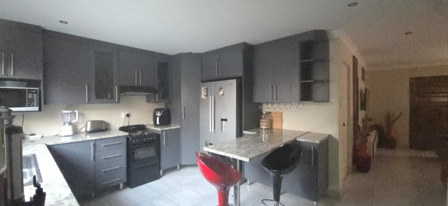 3 Bedroom Property for Sale in Vanderbijlpark CE 7 Gauteng